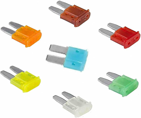 The Essential Function of Automotive Fuses in Regulating Power Distribution for Hybrid Electric Vehicle Systems