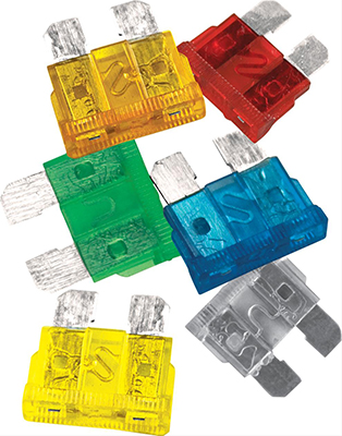 An In-Depth Examination of Automotive Fuse Types: Covering Blade, Cartridge, and Glass Variants and Their Applications in Vehicles